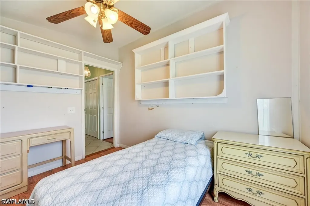 148 Seven Seas Way Naples FL 34104