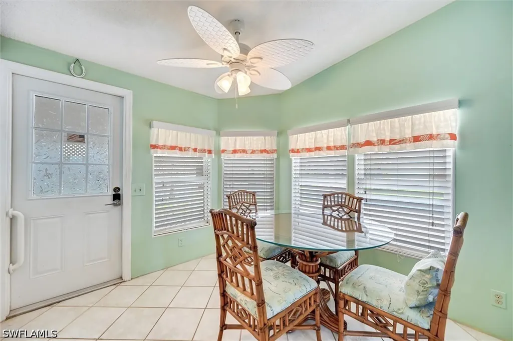 148 Seven Seas Way Naples FL 34104