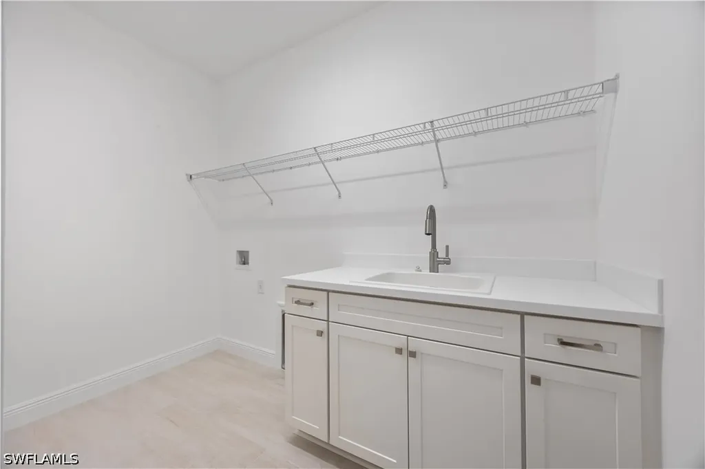 4580 Skysail Drive Naples FL 34120