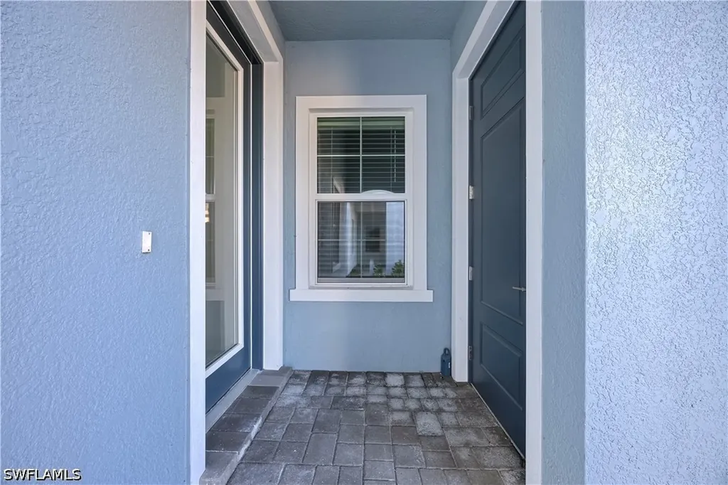4580 Skysail Drive Naples FL 34120