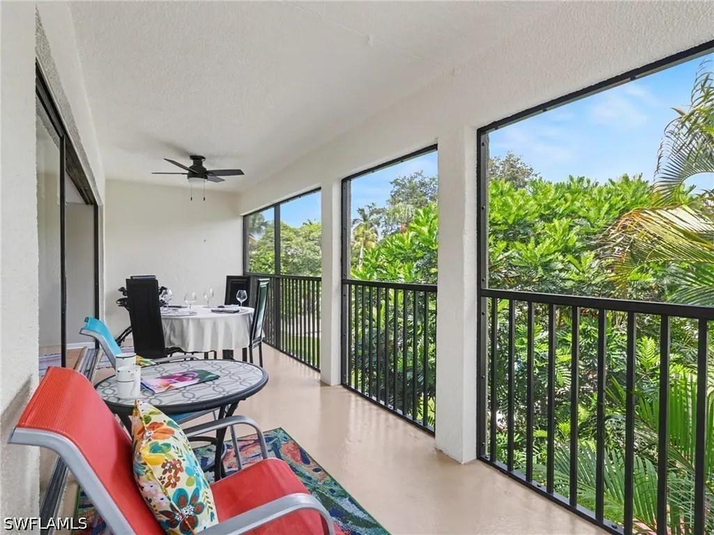 722 10th Avenue S Naples FL 34102