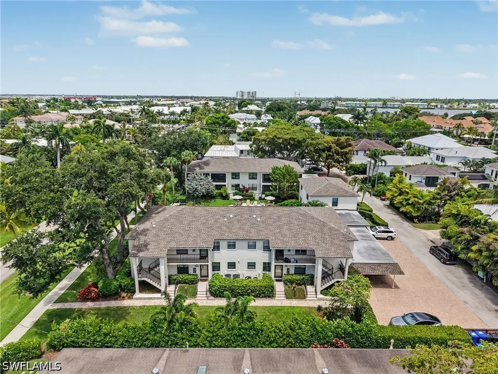 722 10th Avenue S Naples FL 34102