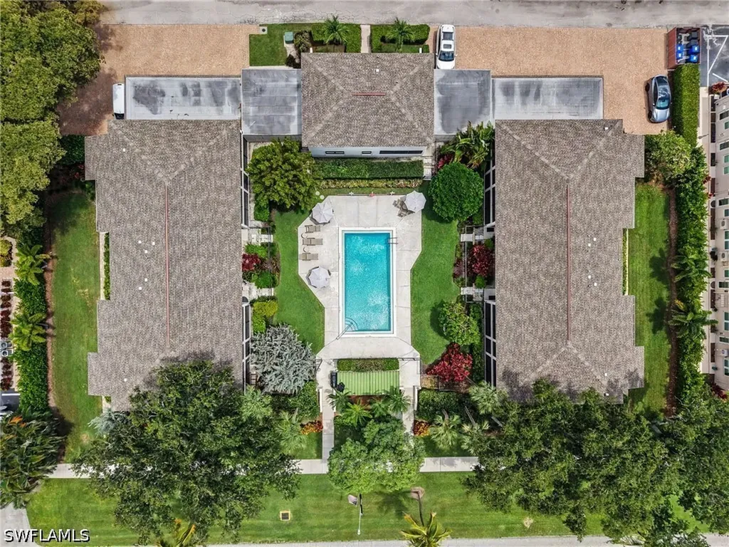 722 10th Avenue S Naples FL 34102