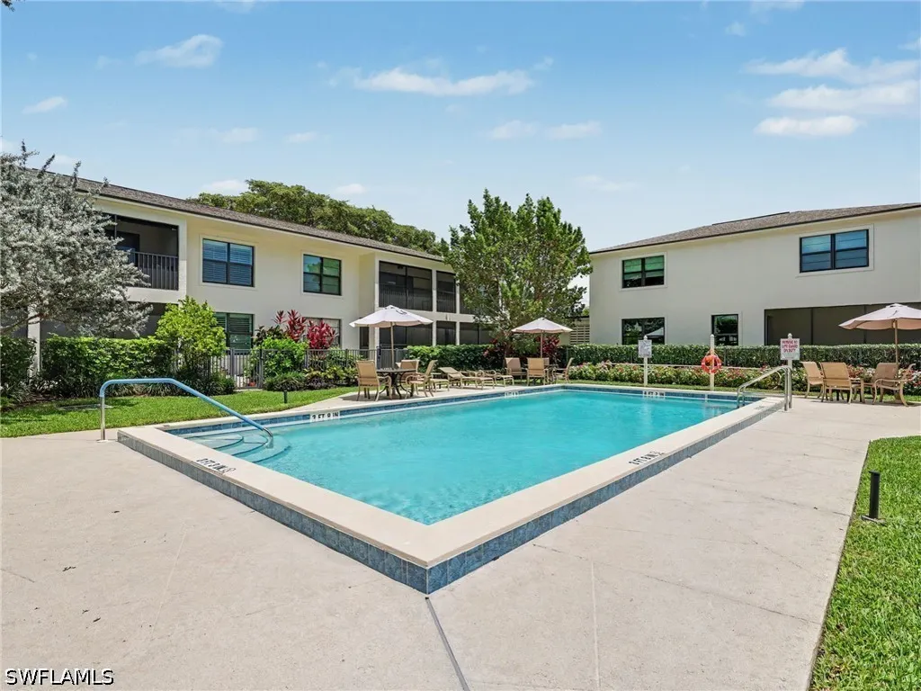 722 10th Avenue S Naples FL 34102
