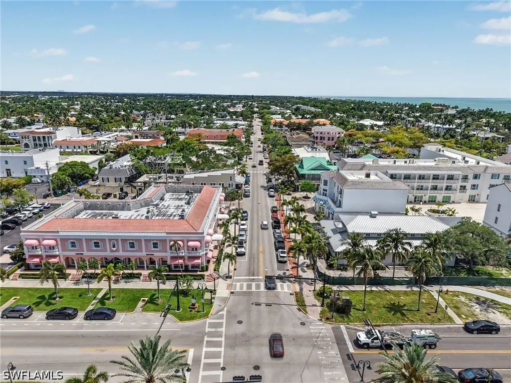722 10th Avenue S Naples FL 34102