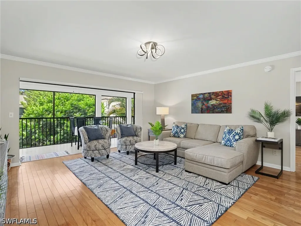 722 10th Avenue S Naples FL 34102