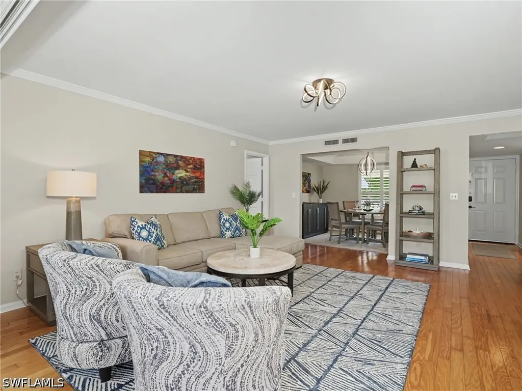 722 10th Avenue S Naples FL 34102