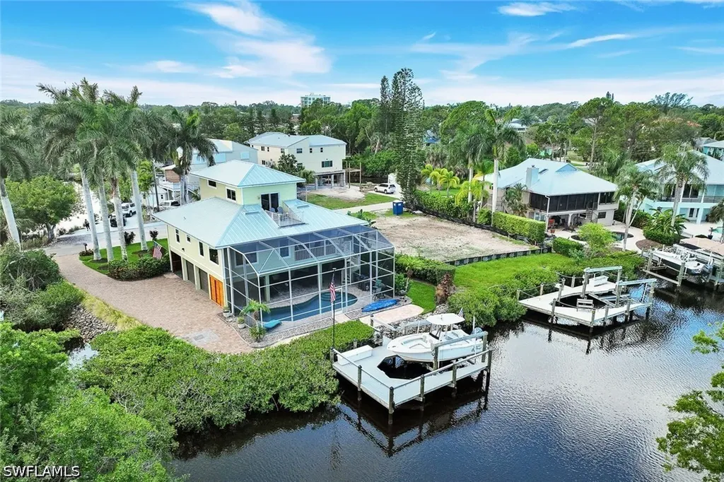3858 Riviera Circle Bonita Springs FL 34134