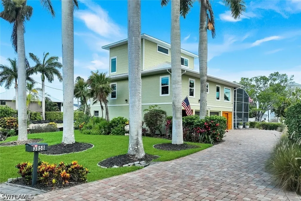 3858 Riviera Circle Bonita Springs FL 34134
