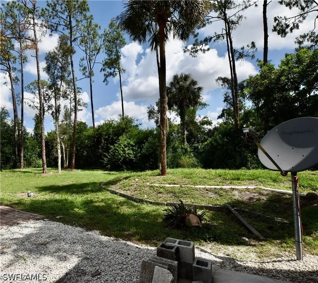 1725 Acremaker Road Naples FL 34120