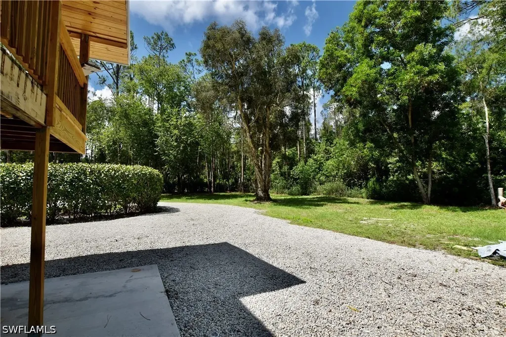 1725 Acremaker Road Naples FL 34120