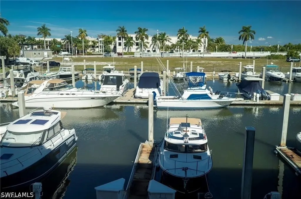 803 River Point Drive Naples FL 34102