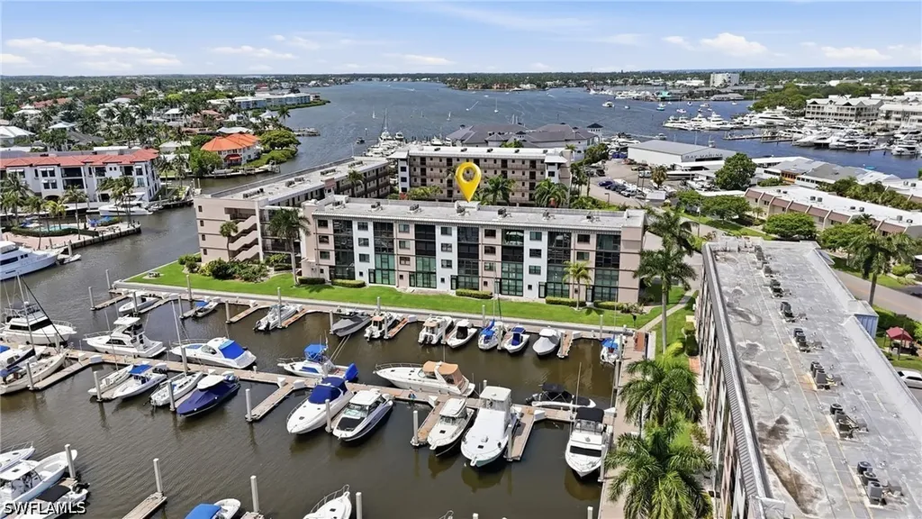 803 River Point Drive Naples FL 34102