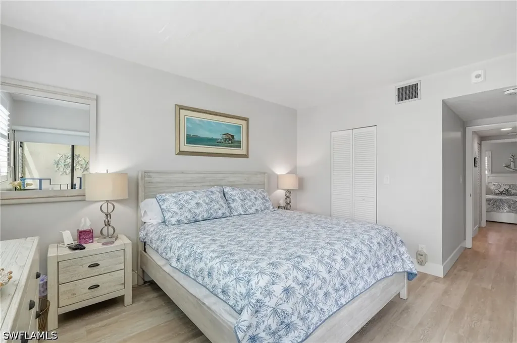 803 River Point Drive Naples FL 34102