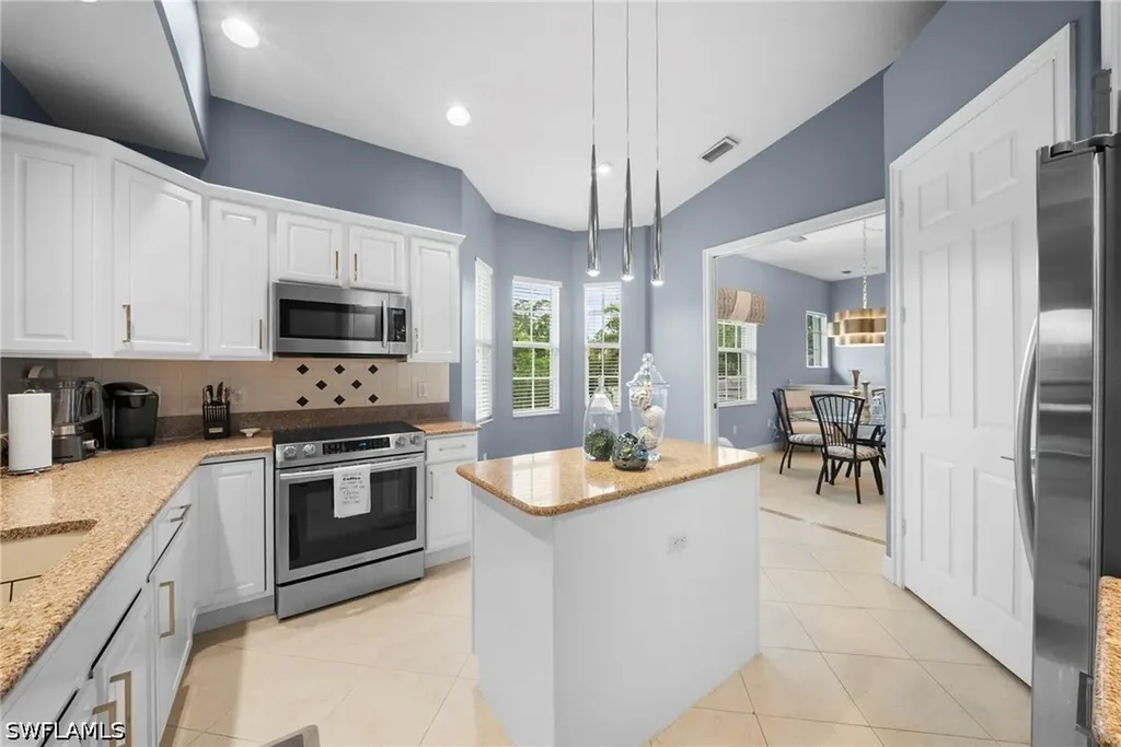 7854 Hawthorne Terrace Naples FL 34113