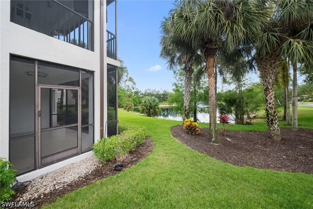 7854 Hawthorne Terrace Naples FL 34113