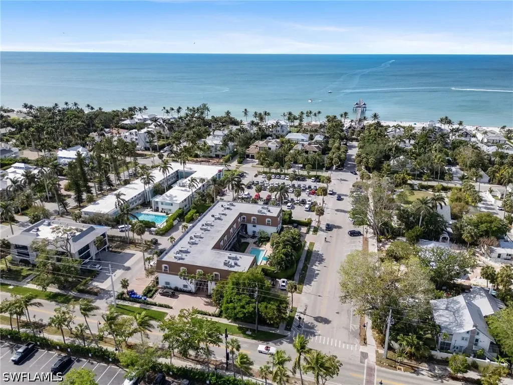 1222 Gordon Drive Naples FL 34102