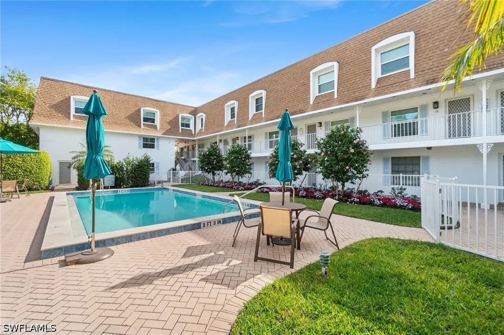 1222 Gordon Drive Naples FL 34102