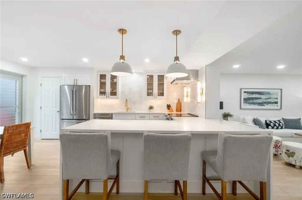 1222 Gordon Drive Naples FL 34102