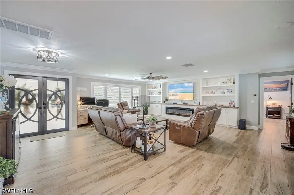 1820 SE 36th Terrace Cape Coral FL 33904