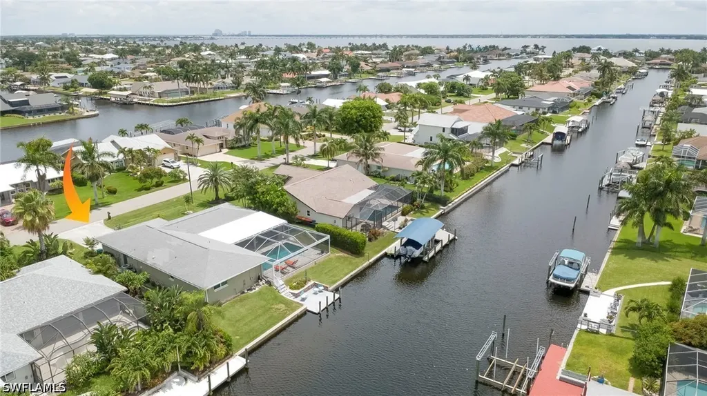1820 SE 36th Terrace Cape Coral FL 33904