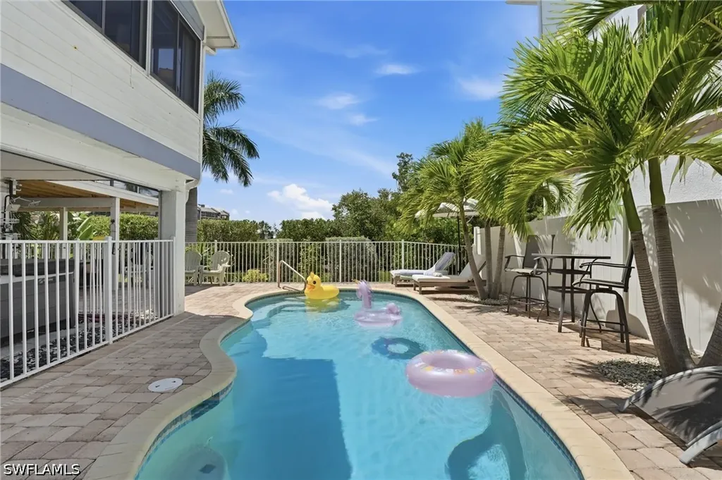 21560 Widgeon Terrace Fort Myers Beach FL 33931