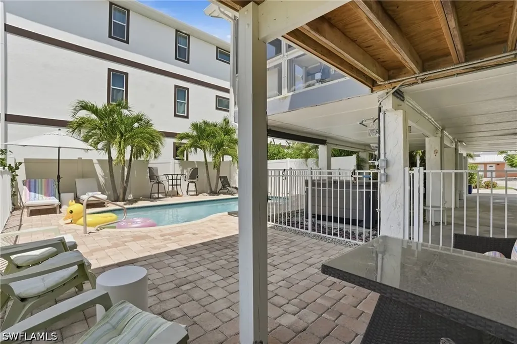 21560 Widgeon Terrace Fort Myers Beach FL 33931