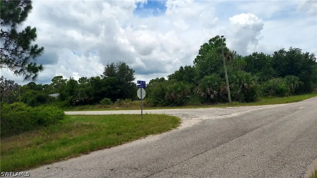 3302 E 12th Street Lehigh Acres FL 33972