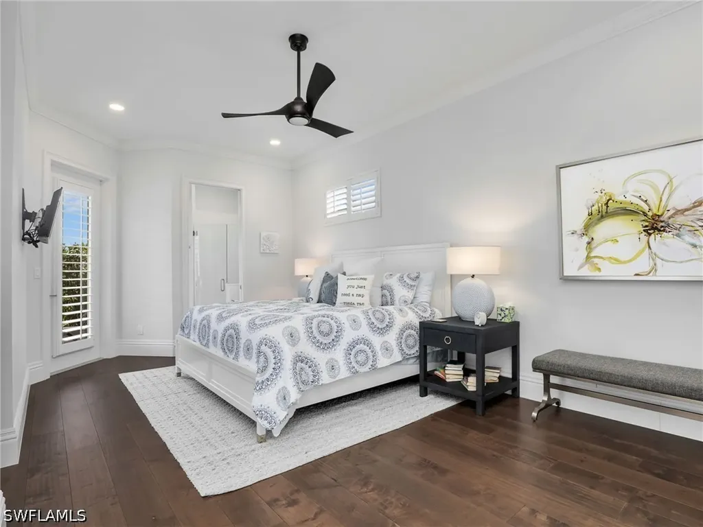 2944 Gardens Boulevard Naples FL 34105