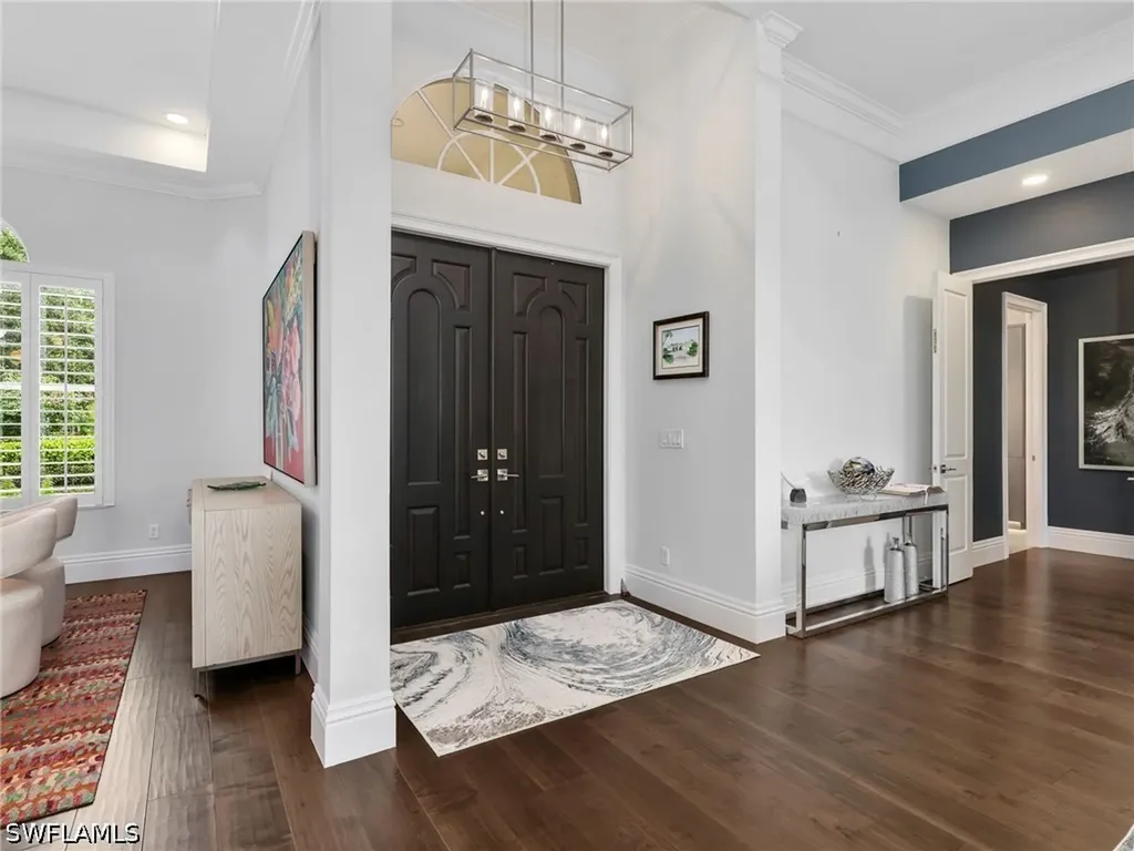 2944 Gardens Boulevard Naples FL 34105