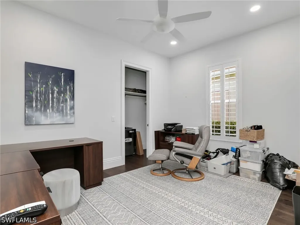 2944 Gardens Boulevard Naples FL 34105