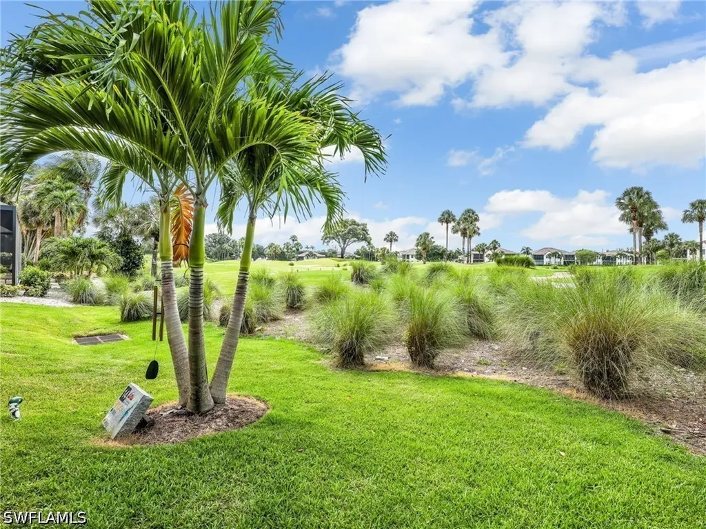 2944 Gardens Boulevard Naples FL 34105