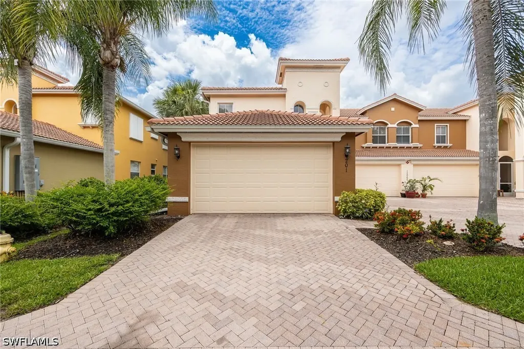 Fort Myers FL, 12060 Lucca Street, Unit 201