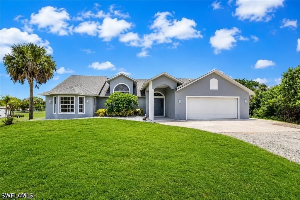 Naples FL, 1330 11TH Street SW