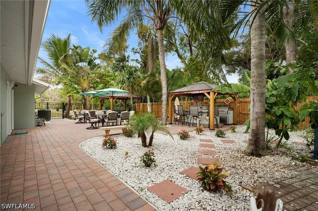 191 Abbey Lane North Fort Myers FL 33917