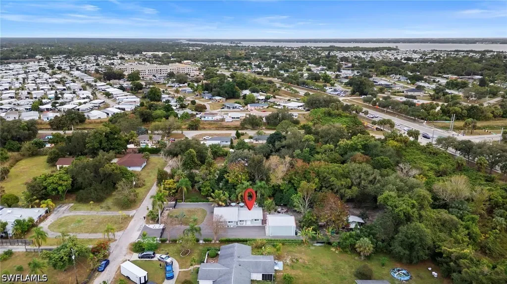 191 Abbey Lane North Fort Myers FL 33917