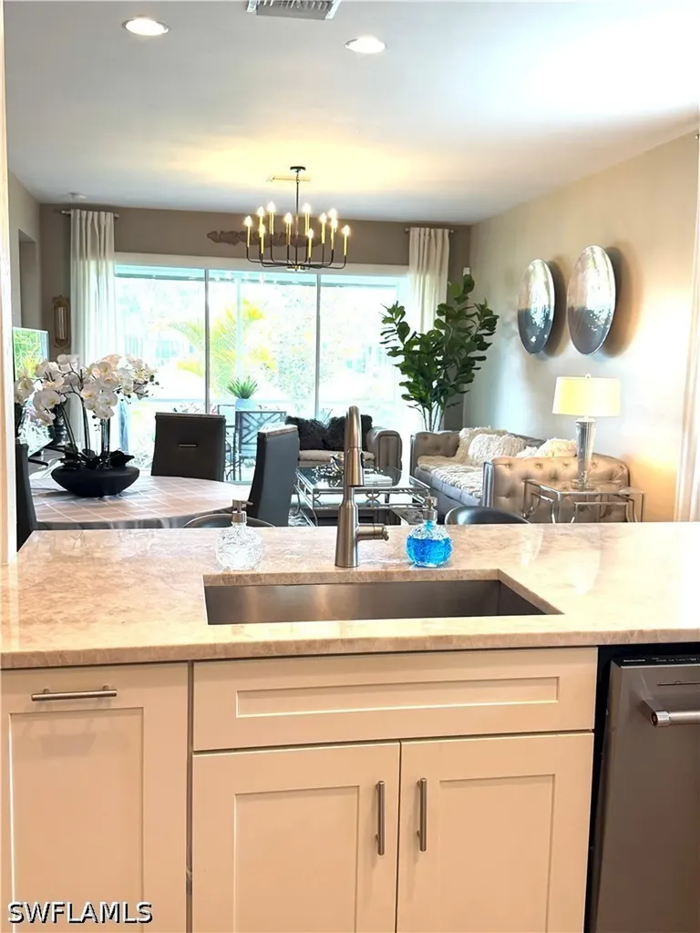 8736 Querce Court Naples FL 34114
