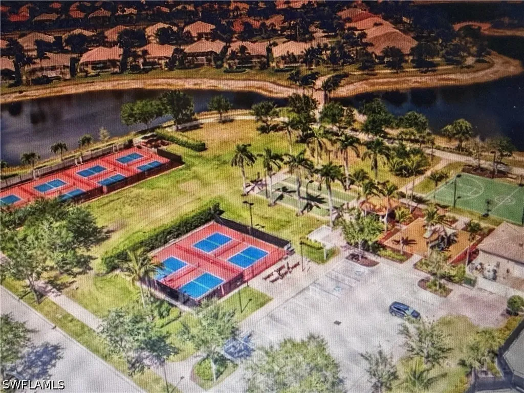 8736 Querce Court Naples FL 34114
