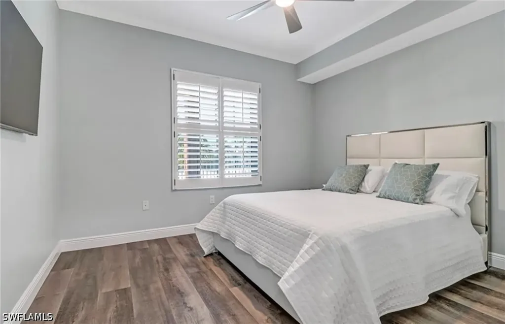 410 Bayfront Place Naples FL 34102