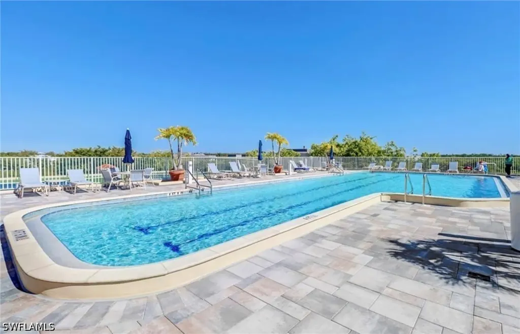 410 Bayfront Place Naples FL 34102