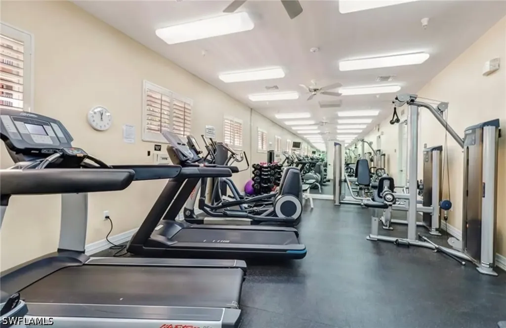 410 Bayfront Place Naples FL 34102