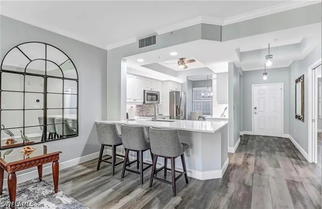 410 Bayfront Place Naples FL 34102
