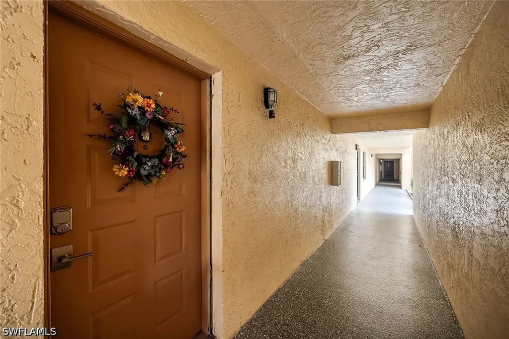 13240 White Marsh Lane Fort Myers FL 33912