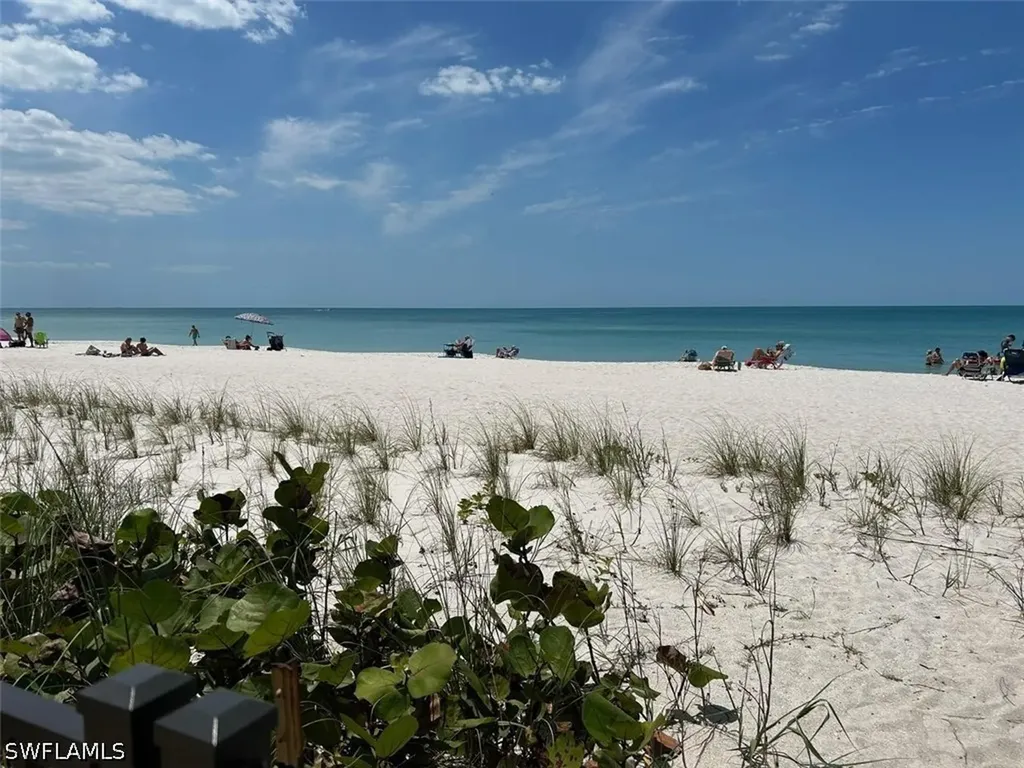 3399 Gulf Shore Boulevard N Naples FL 34103