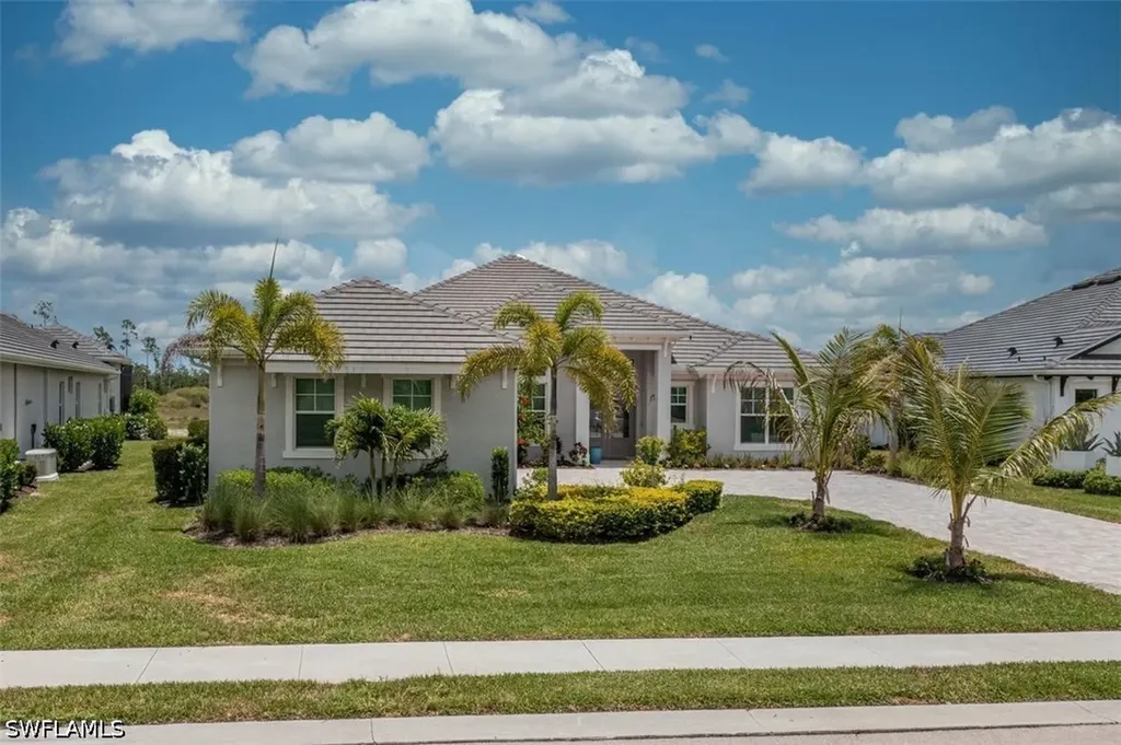 Fort Myers FL, 17331 Blue Sapphir Drive