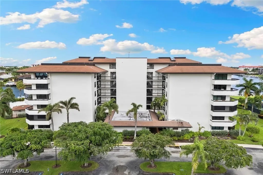 591 Seaview Court Marco Island FL 34145