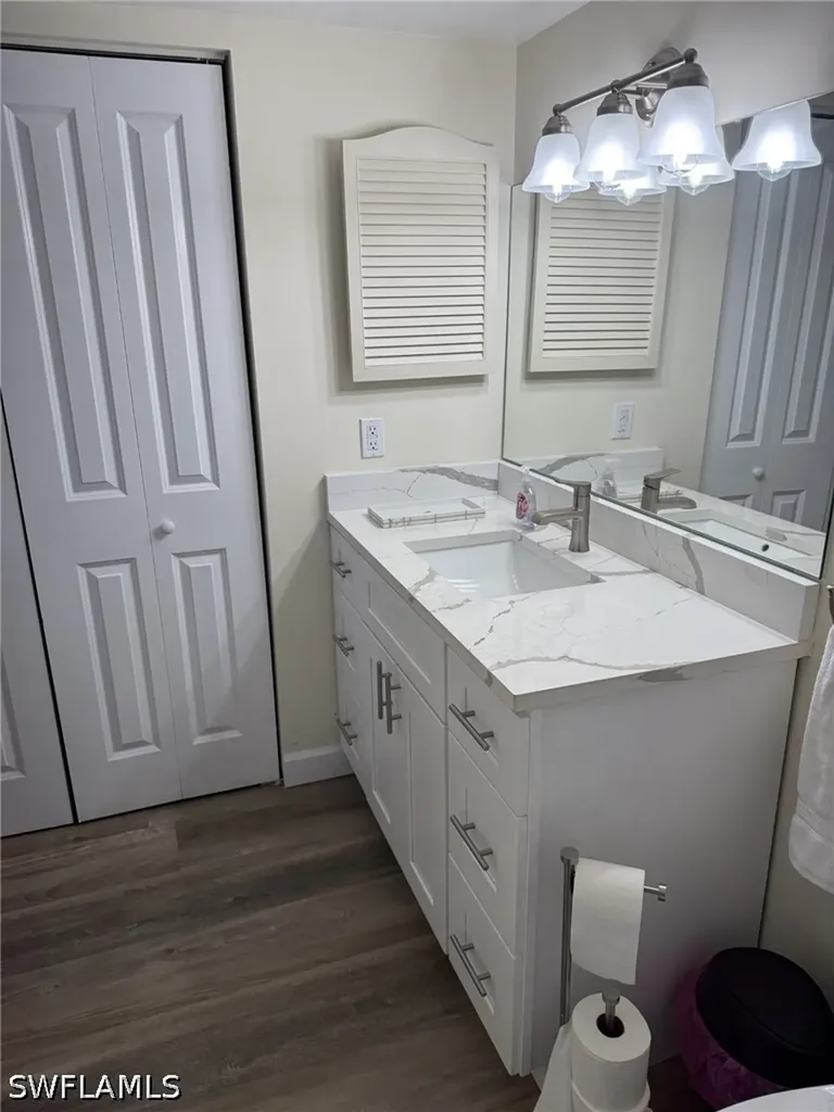 1900 Alamanda Drive Naples FL 34102