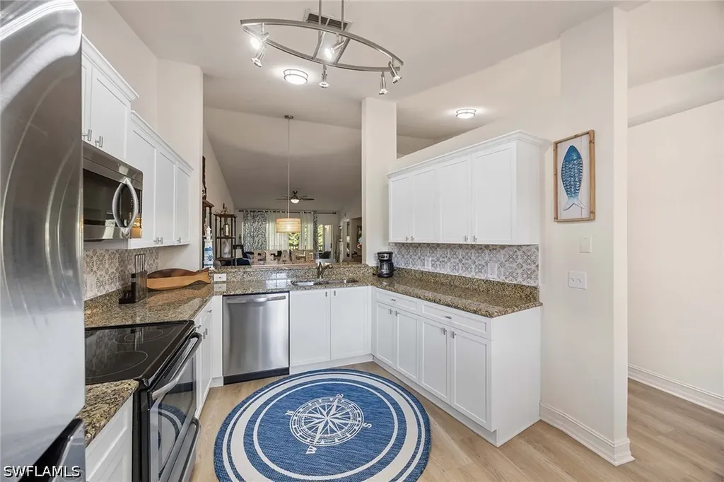640 Luisa Lane Naples FL 34104