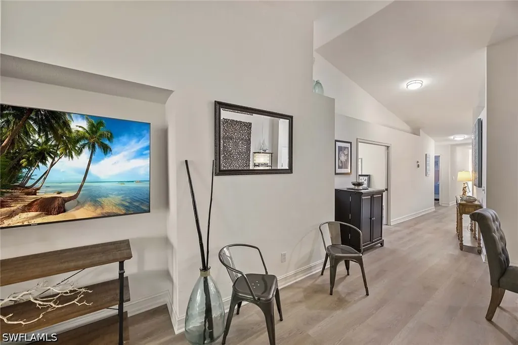 640 Luisa Lane Naples FL 34104
