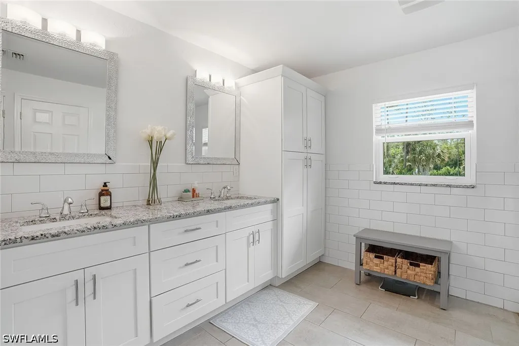 721 Logan Boulevard S Naples FL 34119